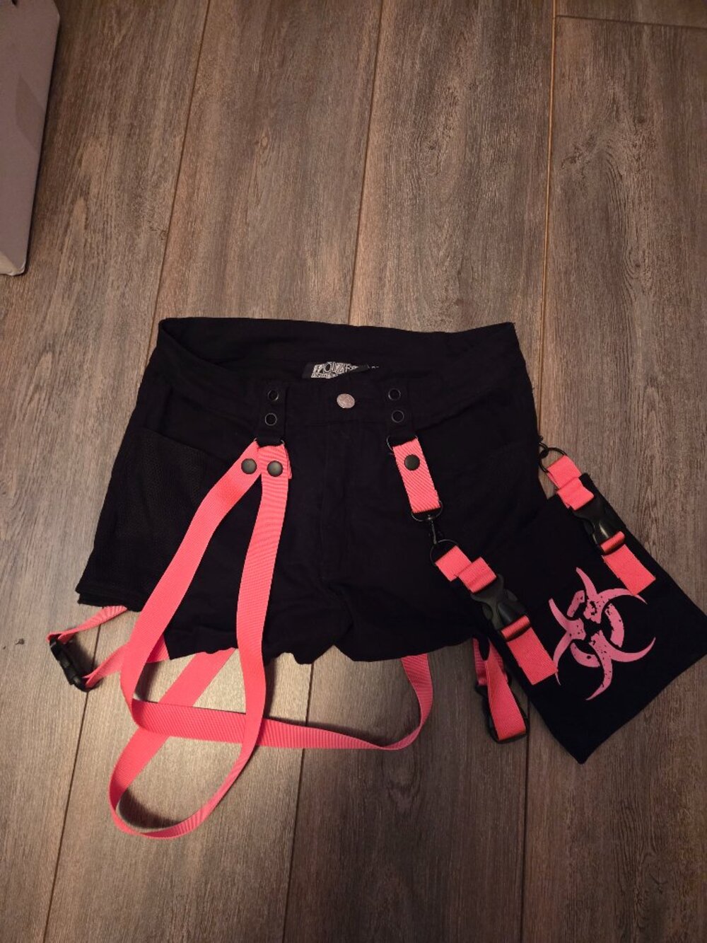 Poizen Industries goth brand shorts! Size 28
